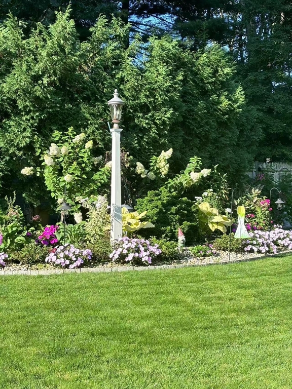 227 Thurber Avenue Attleboro, MA 02703 - Photo 30 of 42