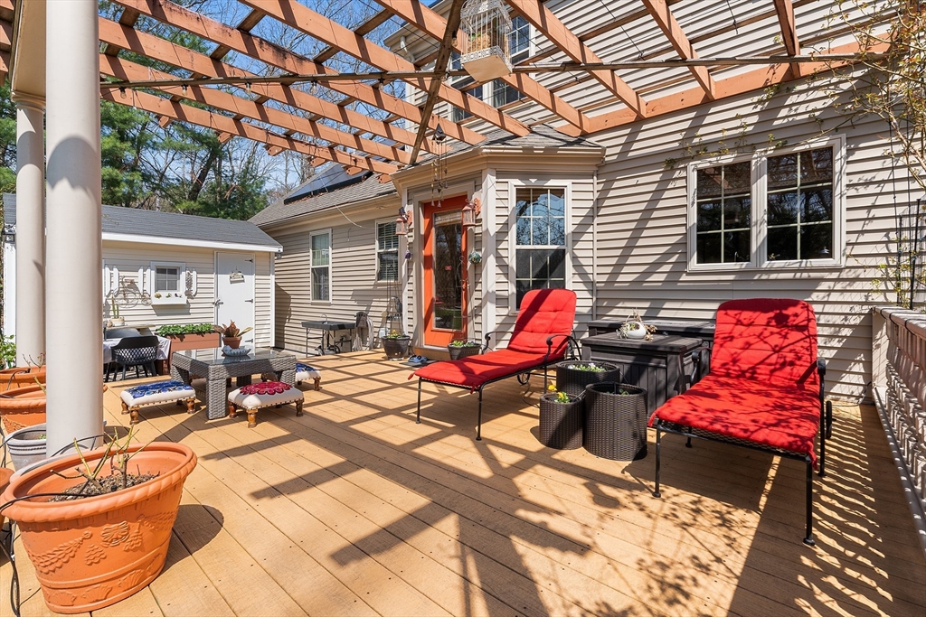 227 Thurber Avenue Attleboro, MA 02703 - Photo 32 of 42