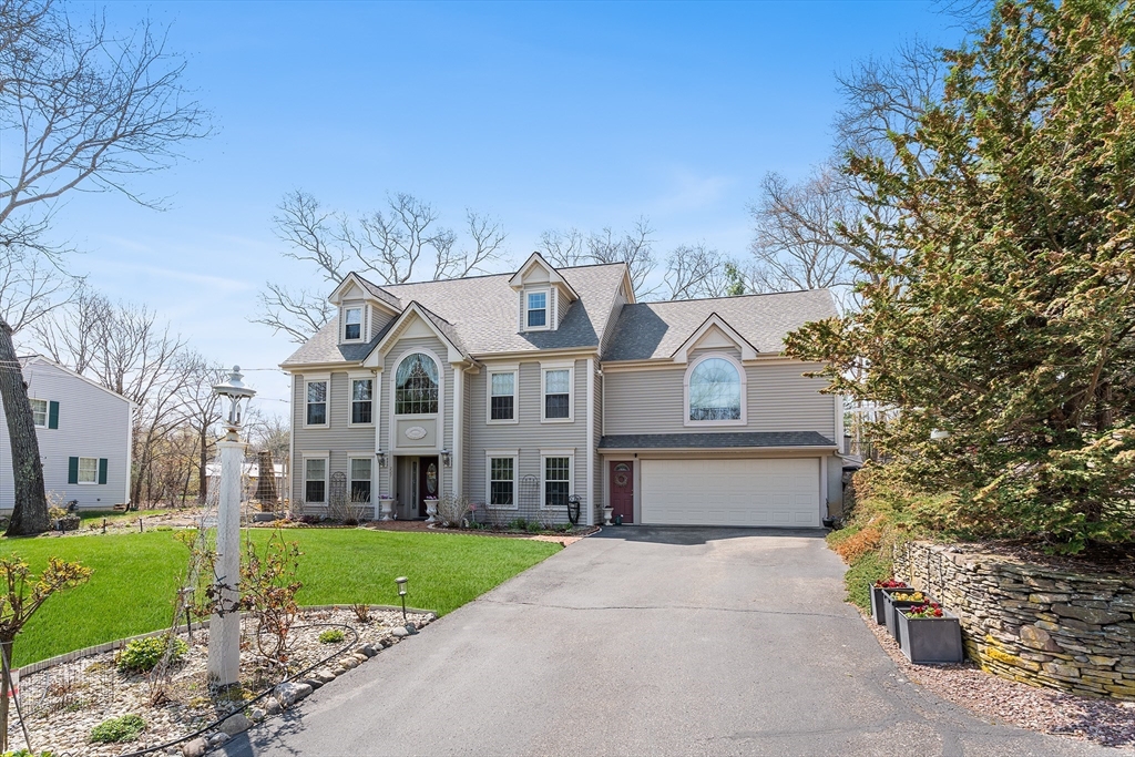 227 Thurber Avenue Attleboro, MA 02703 - Photo 39 of 42