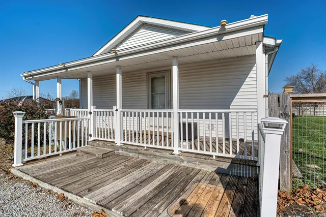 $277,999 | 3288 Smith Road, Boonville, IN 47601