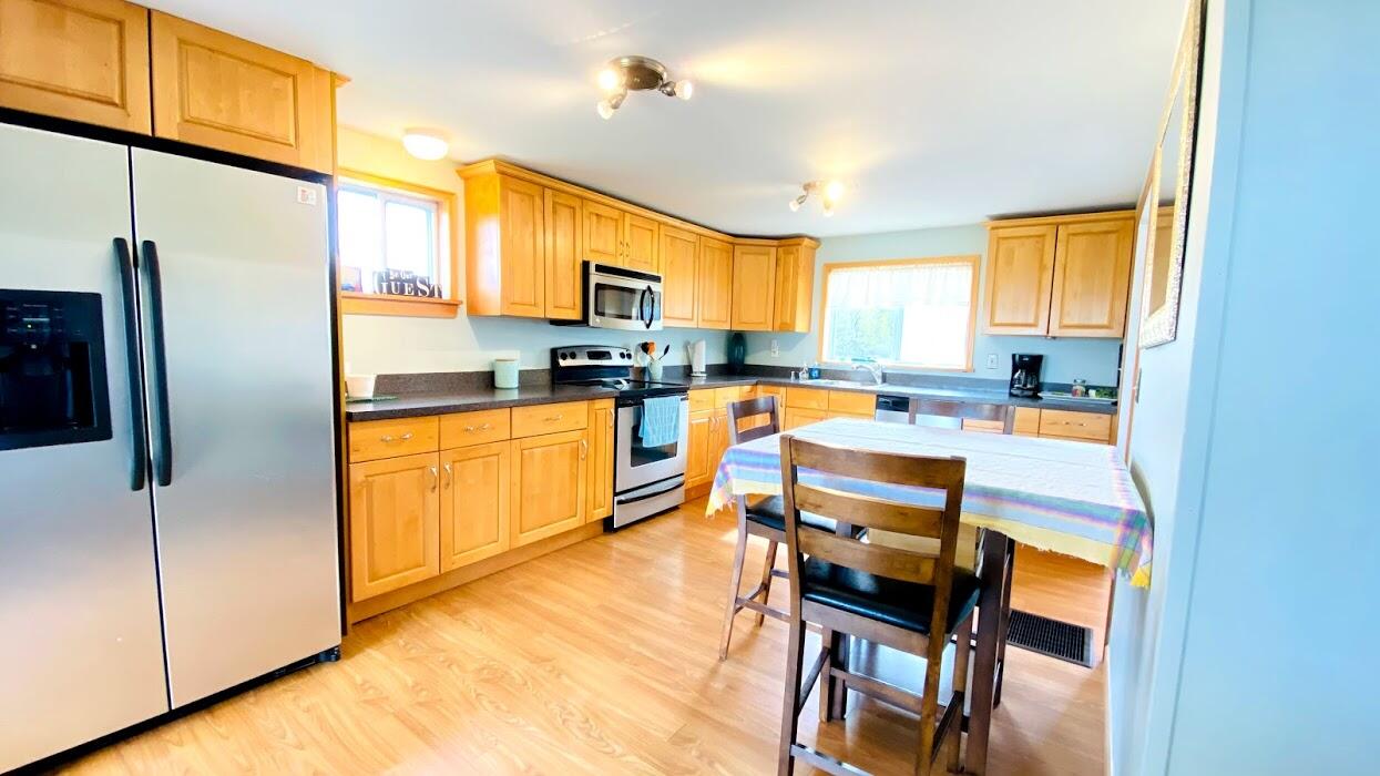 238-240 South Lubec Road Lubec, ME 04652 - Photo 5 of 22 IMG_6924