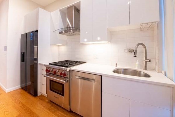 57 Kelly Road Cambridge, MA 02139 - Photo 12 of 29 Gallery Image 12