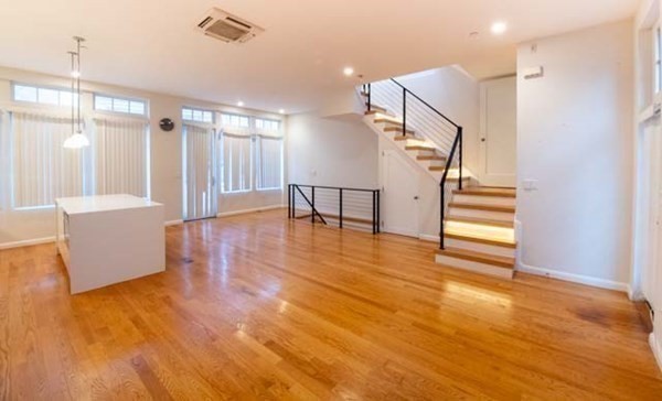 57 Kelly Road Cambridge, MA 02139 - Photo 8 of 29 Gallery Image 8