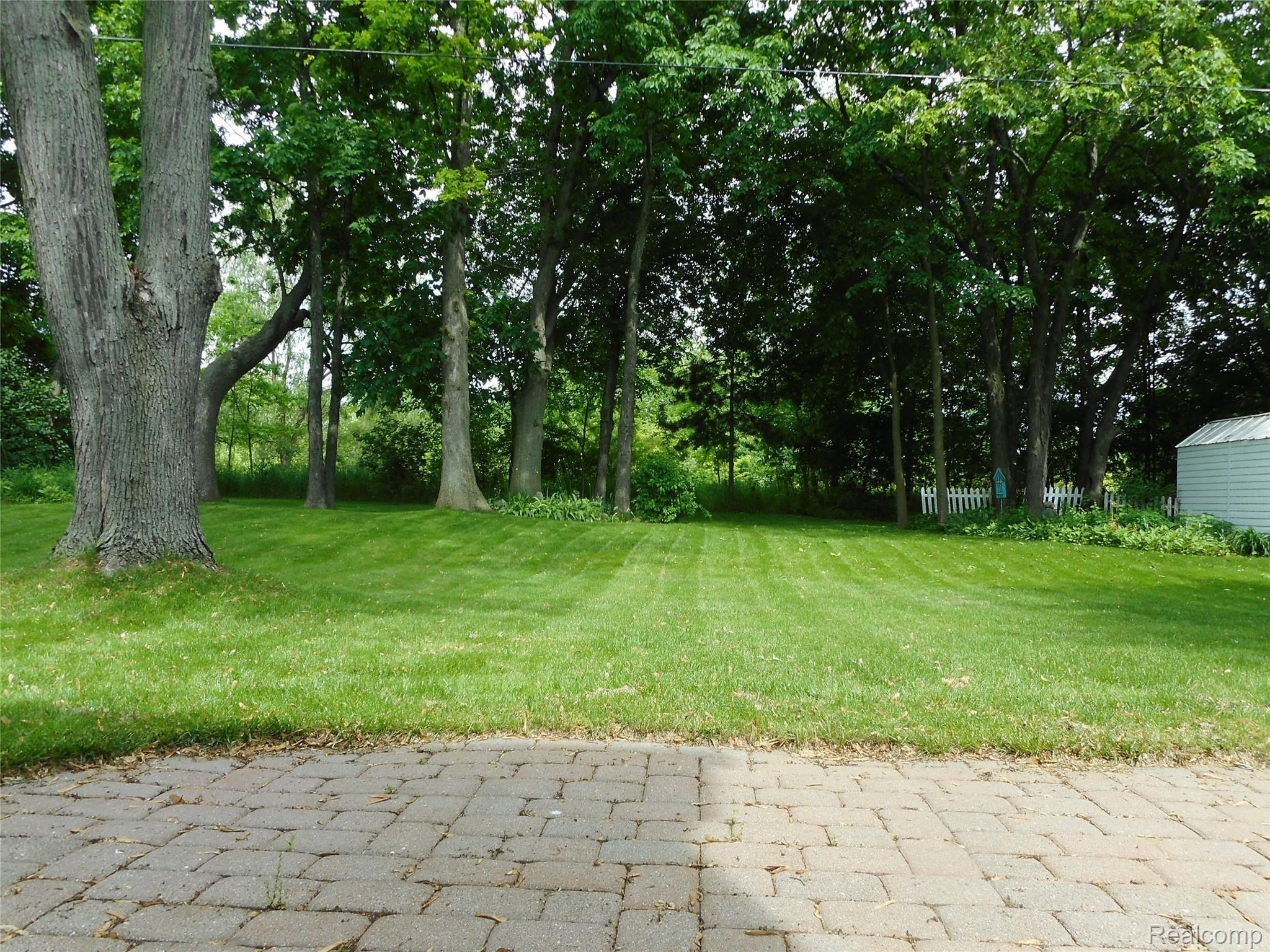 11311 Old Bridge Road Grand Blanc, MI 48439 - Photo 10 of 44 DSCN0883 - Copy.JPG