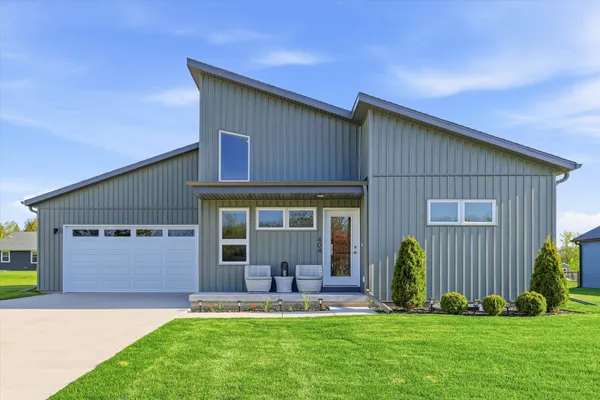 $369,900 | 404 Sandmar Drive, Ripon, WI 54971