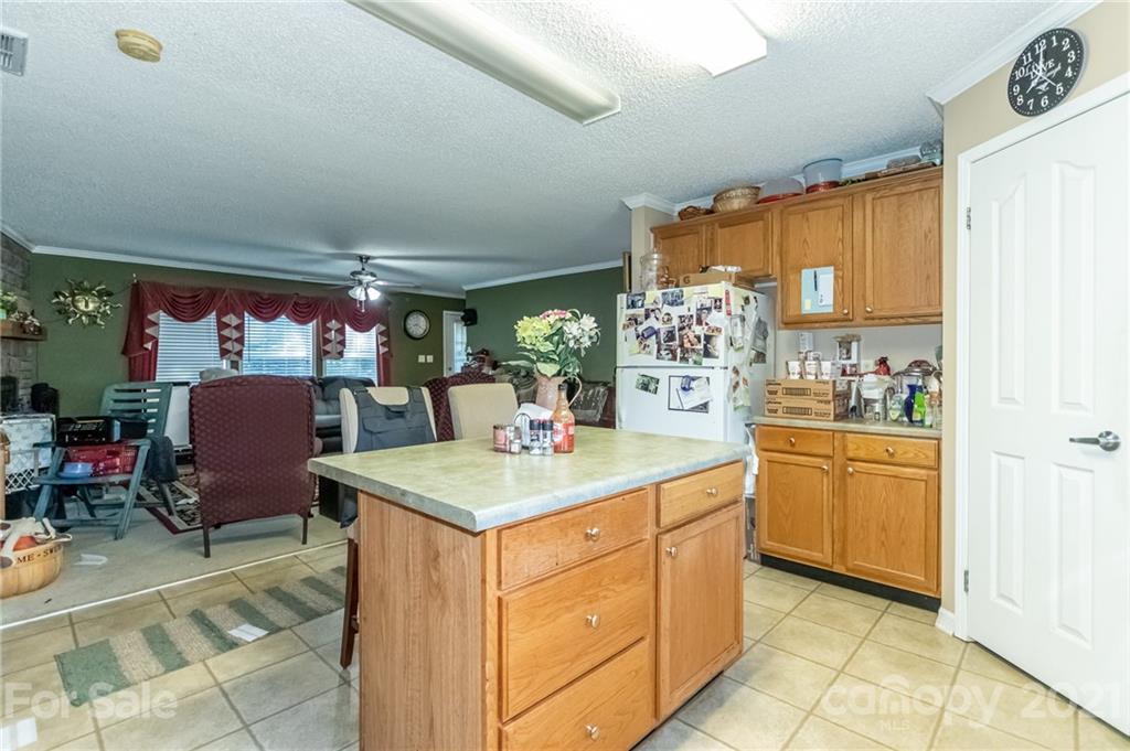 548 East Doc Garris Road Lancaster, SC 29720 - Photo 22 of 43 Gallery Image 22
