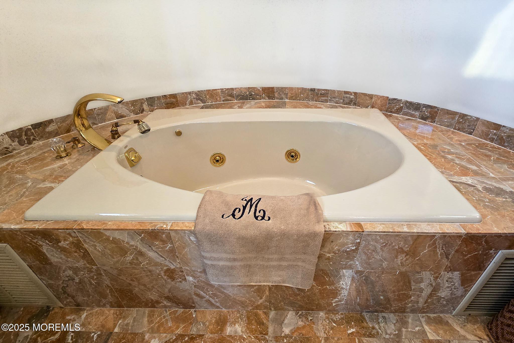 292 Dutchmans Point Road Mantoloking, NJ 08738 - Photo 32 of 99 40