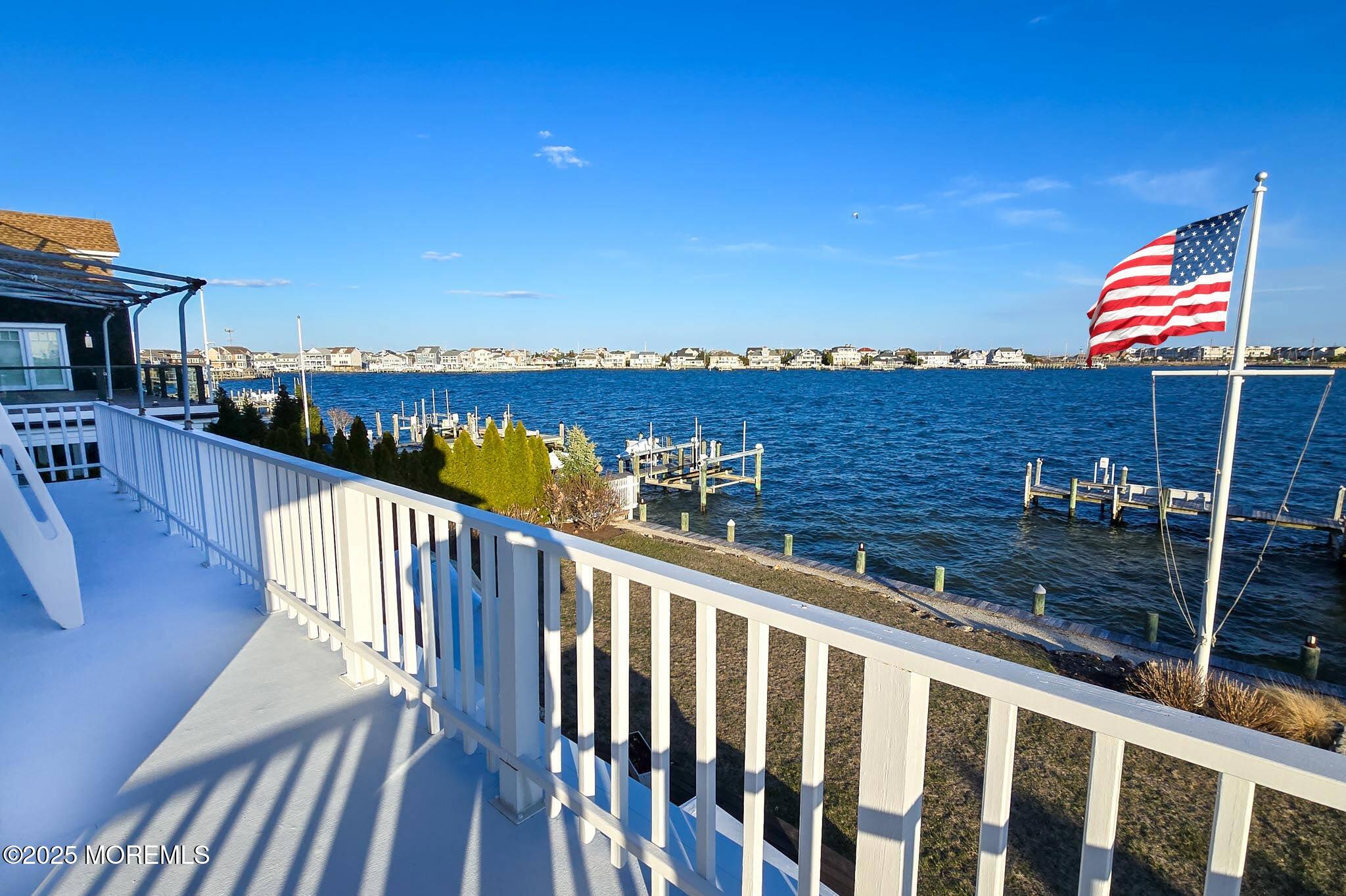 292 Dutchmans Point Road Mantoloking, NJ 08738 - Photo 34 of 99 42