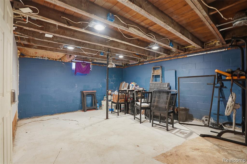 6339 Denton Road Belleville, MI 48111 - Photo 51 of 64