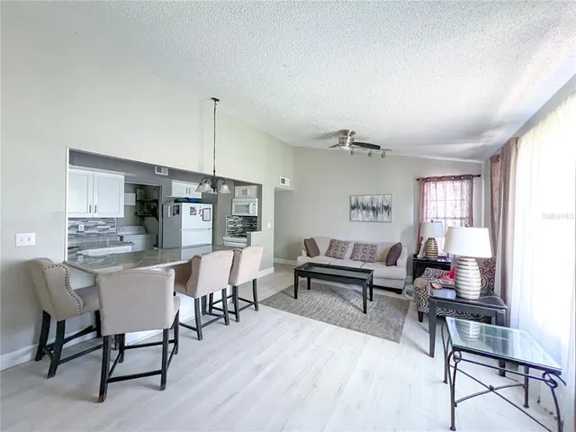 $1,700 | 2601 Southwest Archer Road, Unit I334, Gainesville, FL 32608