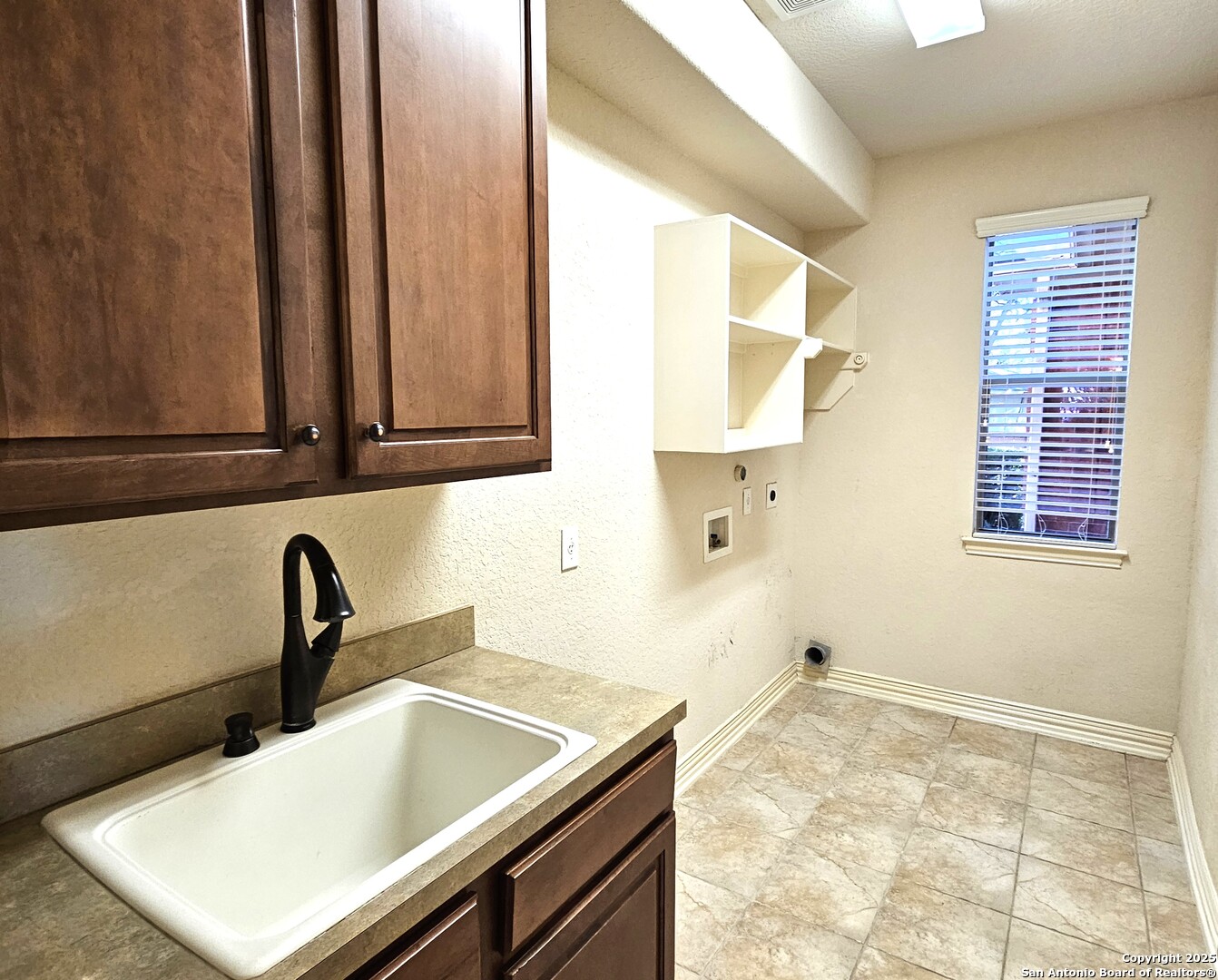 8834 Cherokee Path Garden Ridge, TX 78266 - Photo 34 of 76