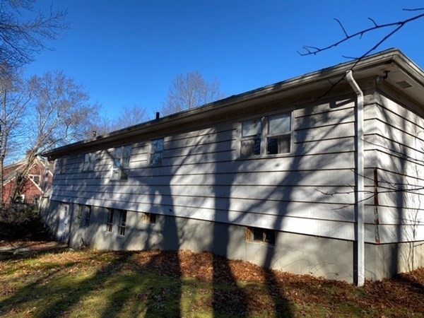 85 Charlton Road Dudley, MA 01571 - Photo 3 of 27 a view of building