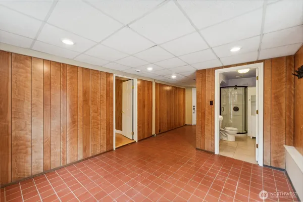 $1,600 | 9533 Lake Shore Boulevard Northeast, Unit A, Seattle, WA 98115