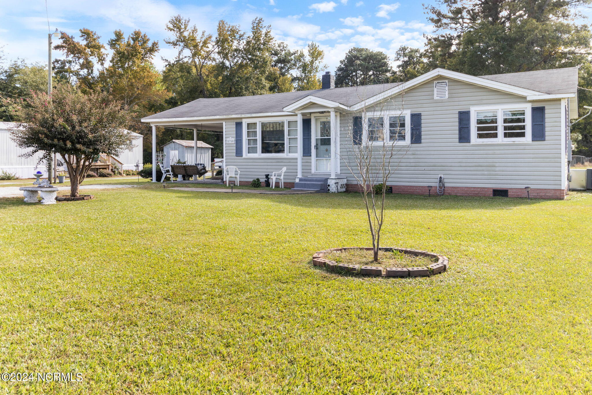 5750 Highway 903 Ayden, NC 28513 - Photo 1 of 25 GW1