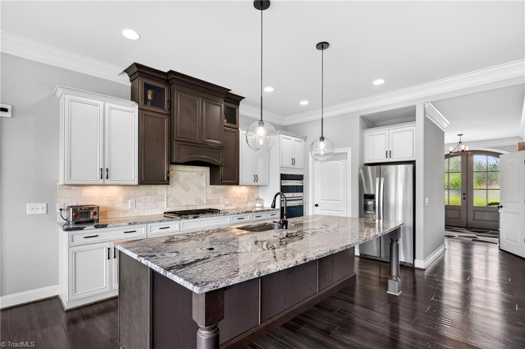 6800 Koala Drive Oak Ridge, NC 27310 - Photo 3 of 47