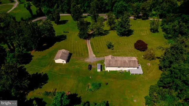 $849,999 | 4179 Fiery Run Road, Linden, VA 22642