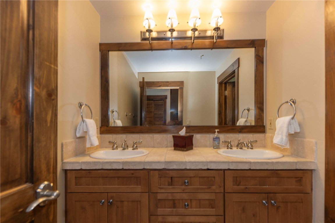 97 Lake Ridge Circle, Unit 1861 Keystone, CO 80435 - Photo 16 of 38 Gallery Image 16