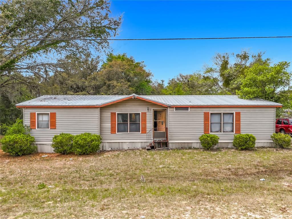 201 Scott Street Interlachen, FL 32148 - Photo 2 of 36