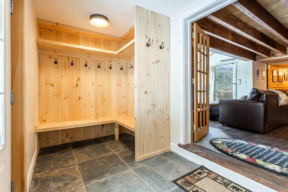 732 Bridgewater Center Road Bridgewater, VT 05035 - Photo 3 of 39