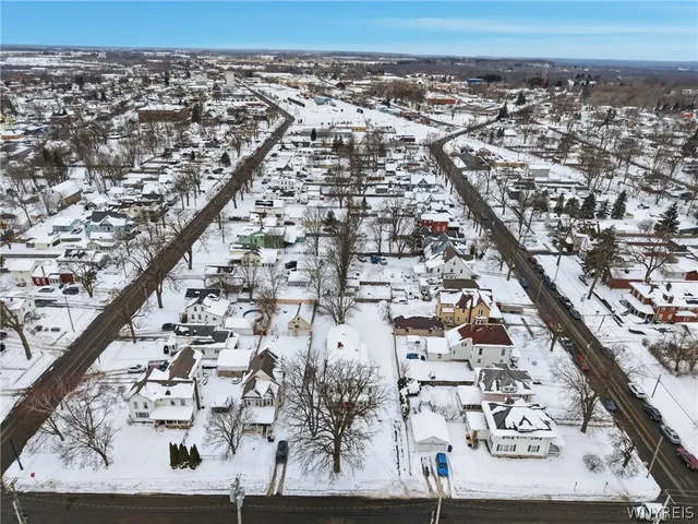 $49,900 | 195 Prospect Street, Lockport City, NY 14094