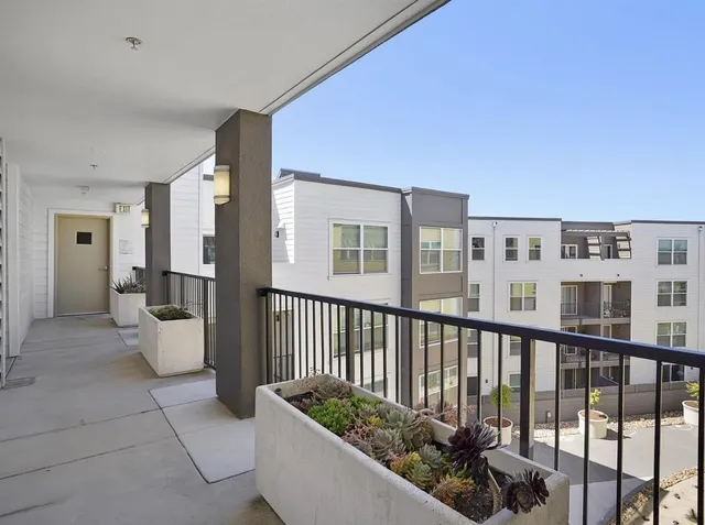 $2,995 | 8300 Oceanview Terrace, Unit 406, San Francisco, CA 94132