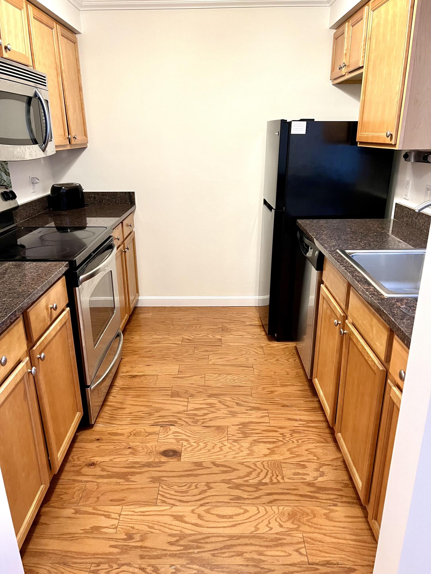 79 East Ridge Road, Unit 109 Southwest Harbor, ME 04679 - Photo 5 of 43 Galley style kitchen