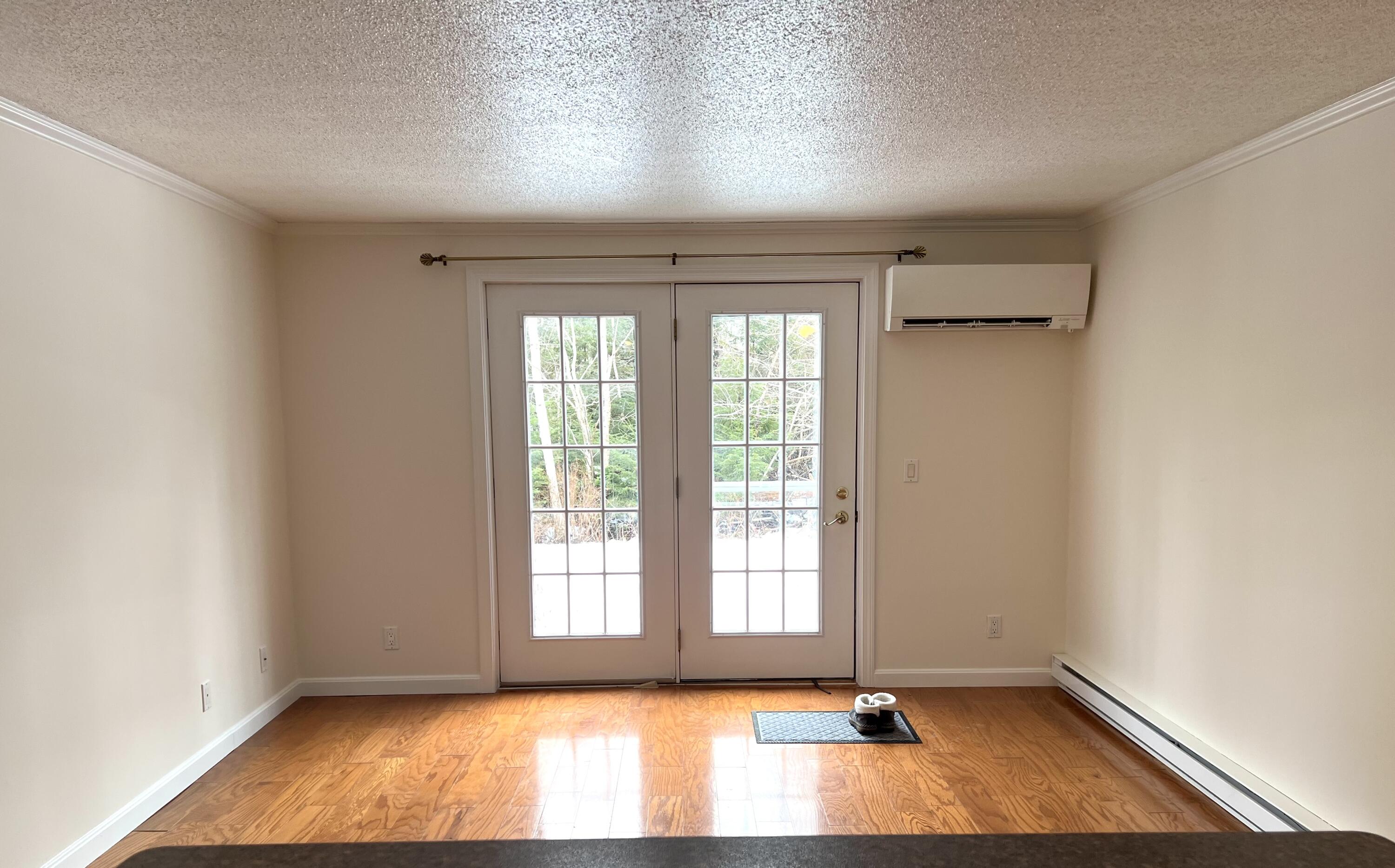 79 East Ridge Road, Unit 109 Southwest Harbor, ME 04679 - Photo 10 of 43 Living room