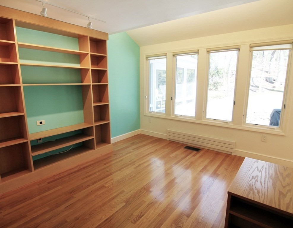 42 Baskin Road Lexington, MA 02421 - Photo 17 of 35 Gallery Image 17