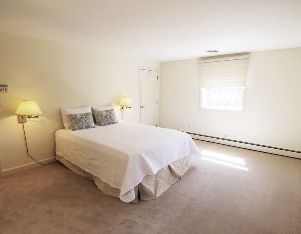 42 Baskin Road Lexington, MA 02421 - Photo 19 of 35 Gallery Image 19