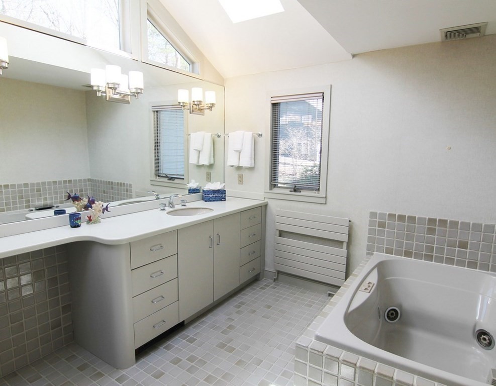 42 Baskin Road Lexington, MA 02421 - Photo 22 of 35 Gallery Image 22