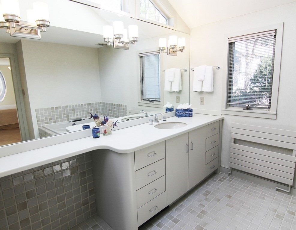 42 Baskin Road Lexington, MA 02421 - Photo 23 of 35 Gallery Image 23