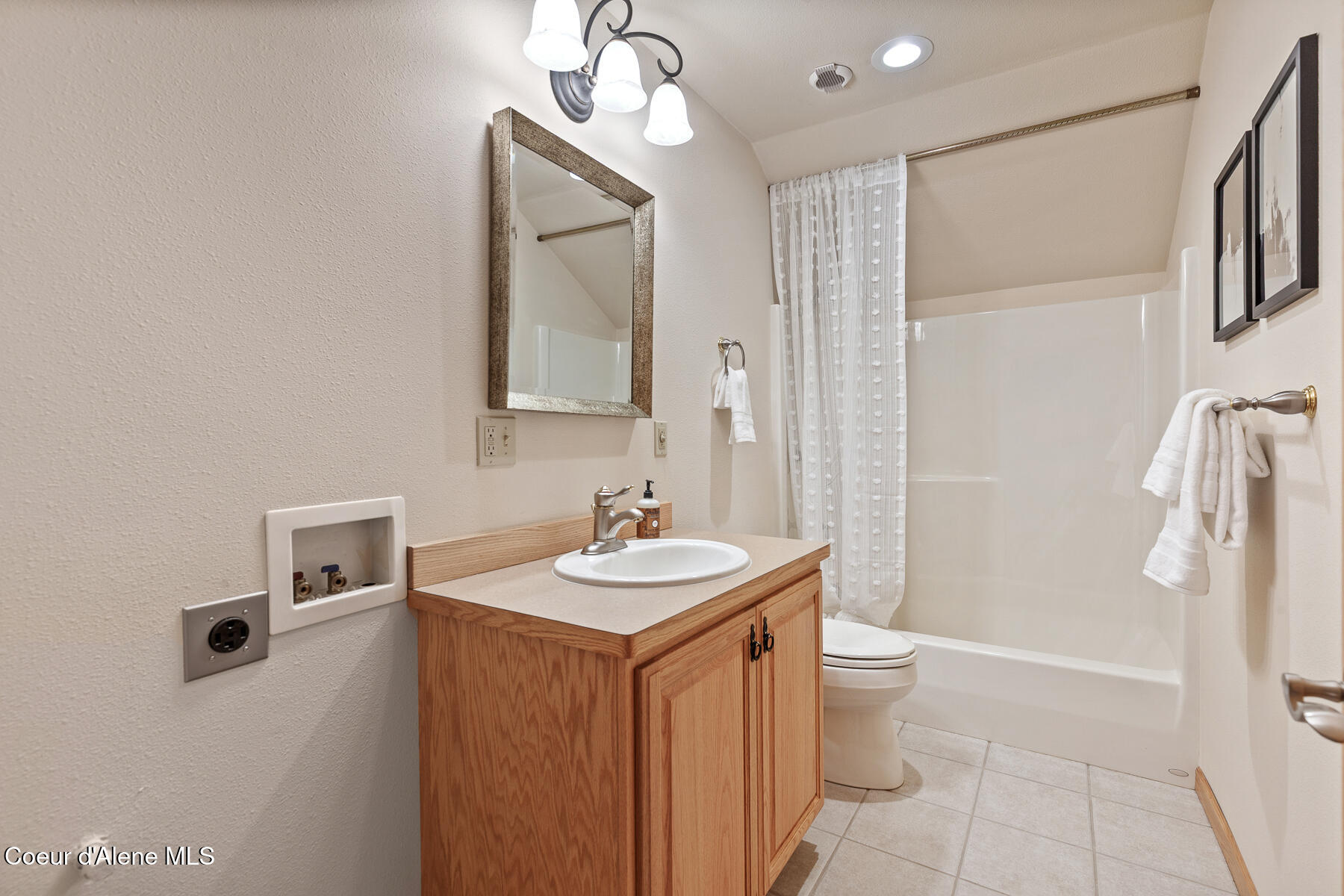 3361 Bottle Bay Road Sagle, ID 83860 - Photo 21 of 70 3361BottleBayRd-22