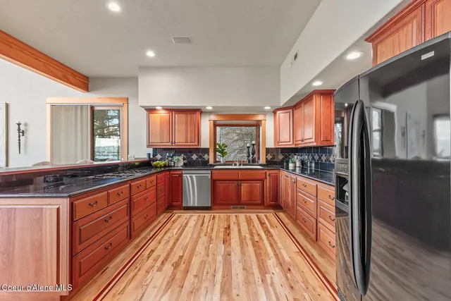 $3,400,000 | 3361 Bottle Bay Road, Sagle, ID 83860