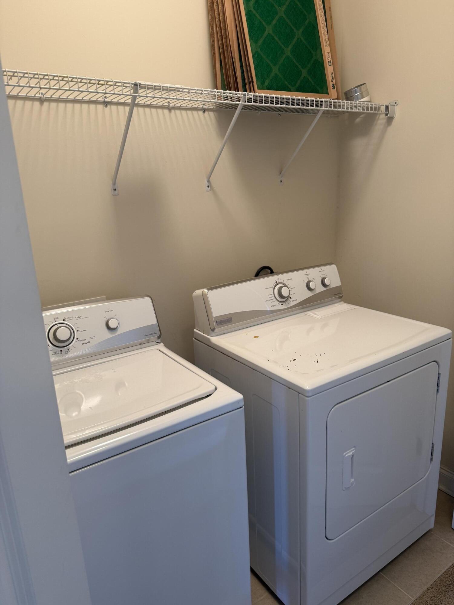 2521 Rutherford Way Charleston, SC 29414 - Photo 31 of 46 2025-09-04 15.40.45