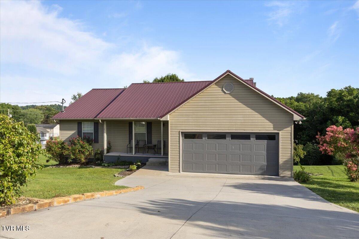 103 Sunflower Loop Seymour, TN 37865 - Photo 1 of 60 01-IMG_1196