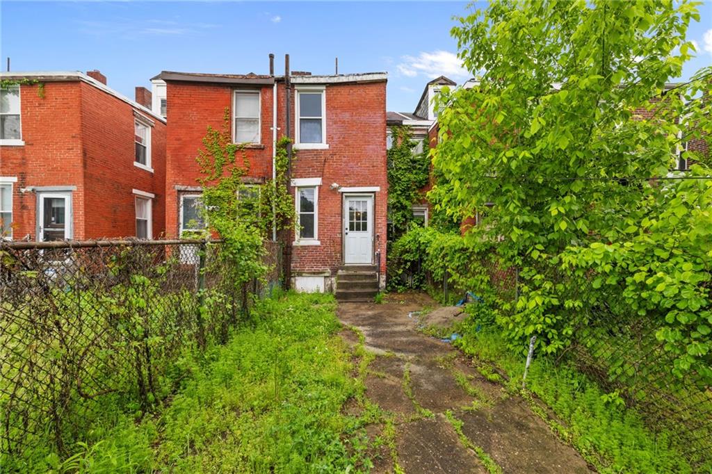 1841 Locust Street Pittsburgh, PA 15219 - Photo 34 of 35 Gallery Image 34