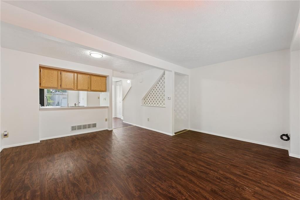 212 Shady Ridge Drive Monroeville, PA 15146 - Photo 5 of 26