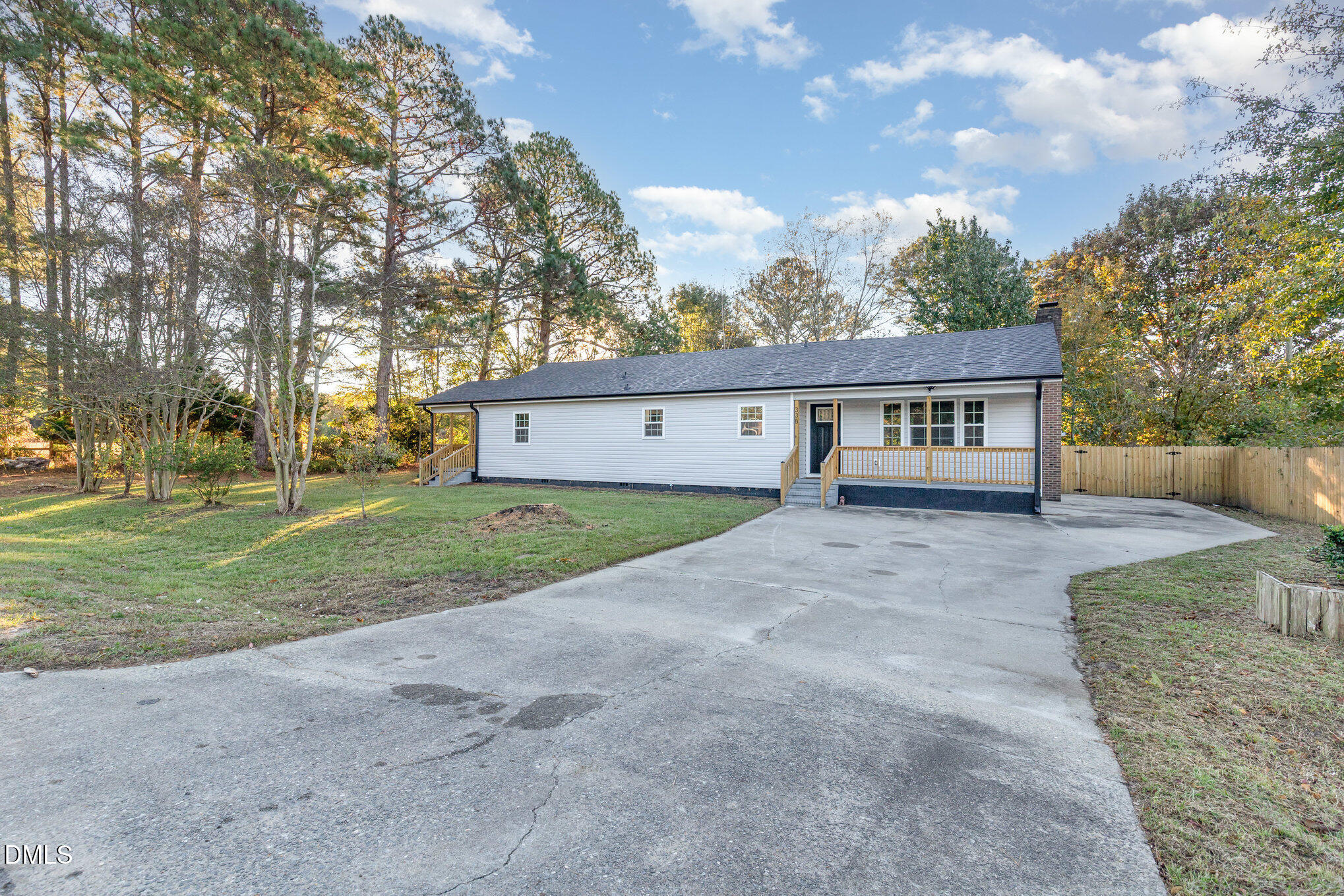 338 Potts Road Dudley, NC 28333 - Photo 4 of 42 003_file_137