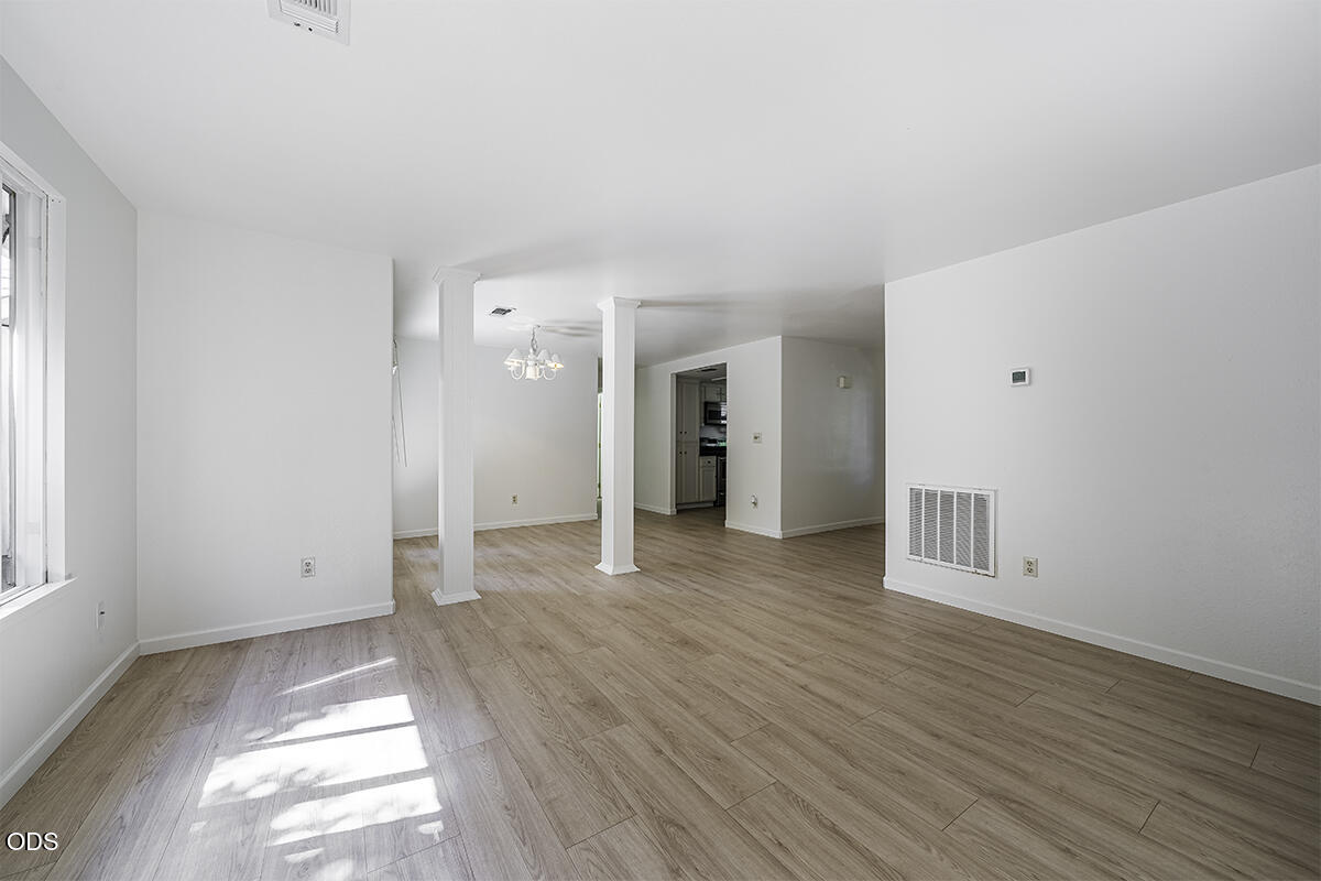 445 Midway Road Medford, OR 97501 - Photo 10 of 33