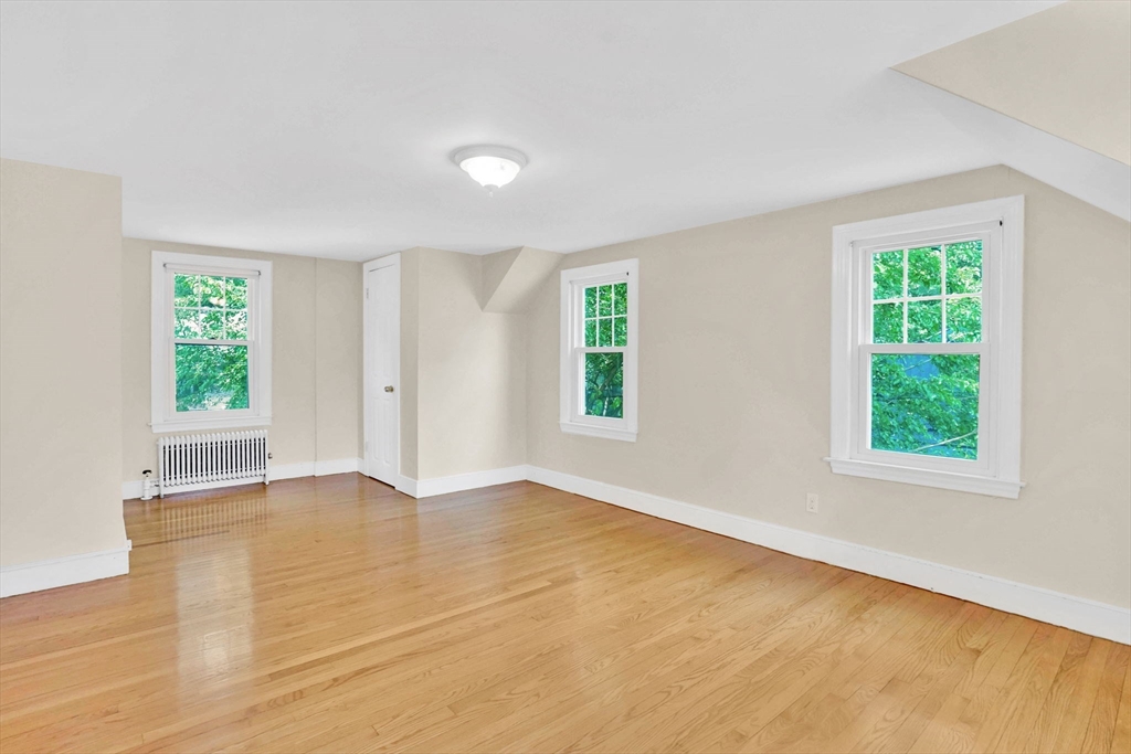 82 Biltmore Street Springfield, MA 01108 - Photo 21 of 39