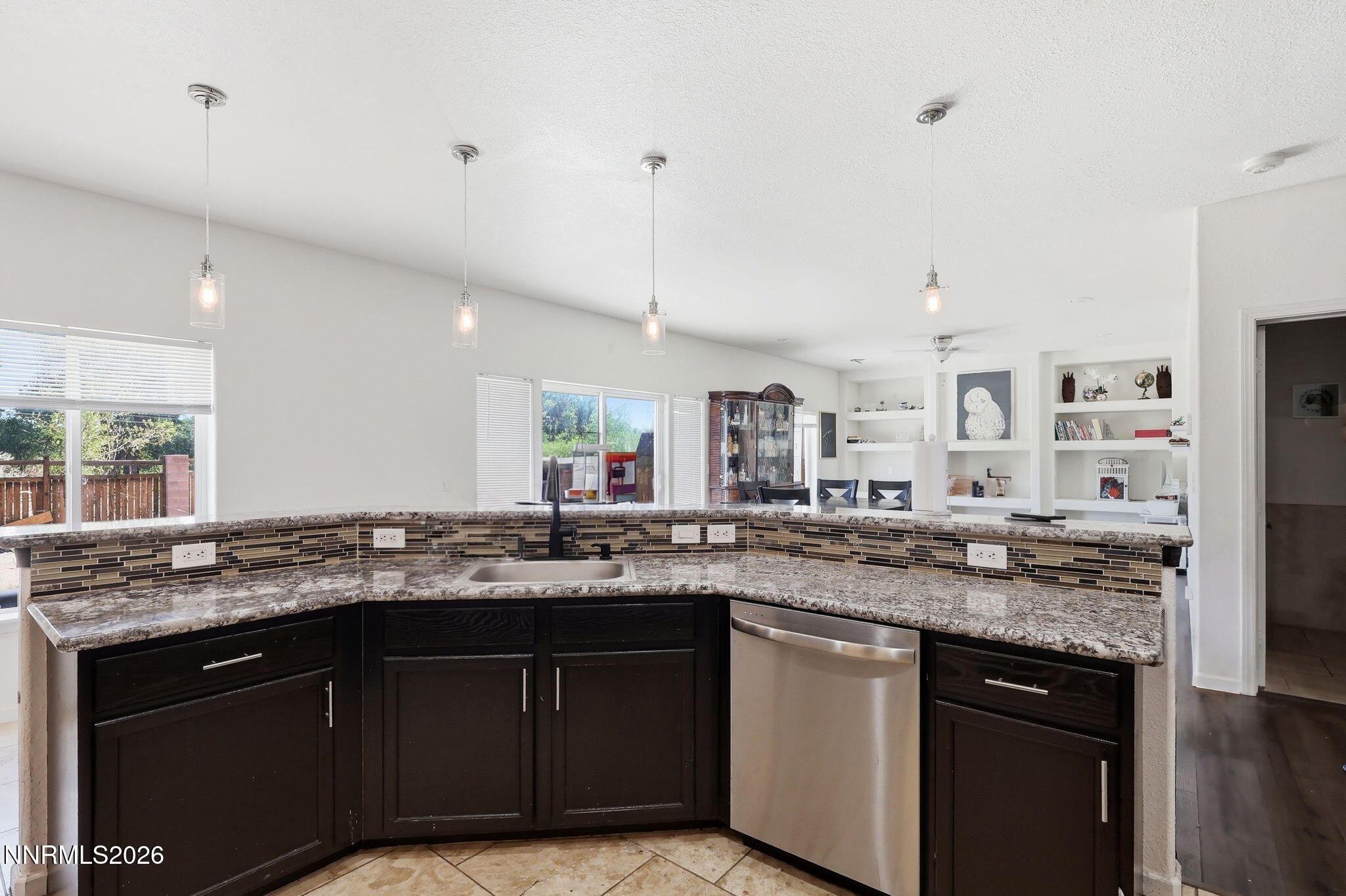 2984 North Fork Road Fernley, NV 89408 - Photo 13 of 39 16-web-or-mls-IMG_1689_autoremove_432491