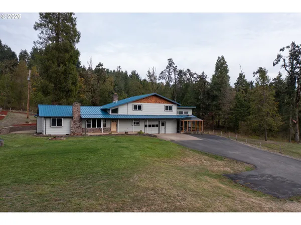 $1,090,000 | 37075 Camp Creek Road, Springfield, OR 97478