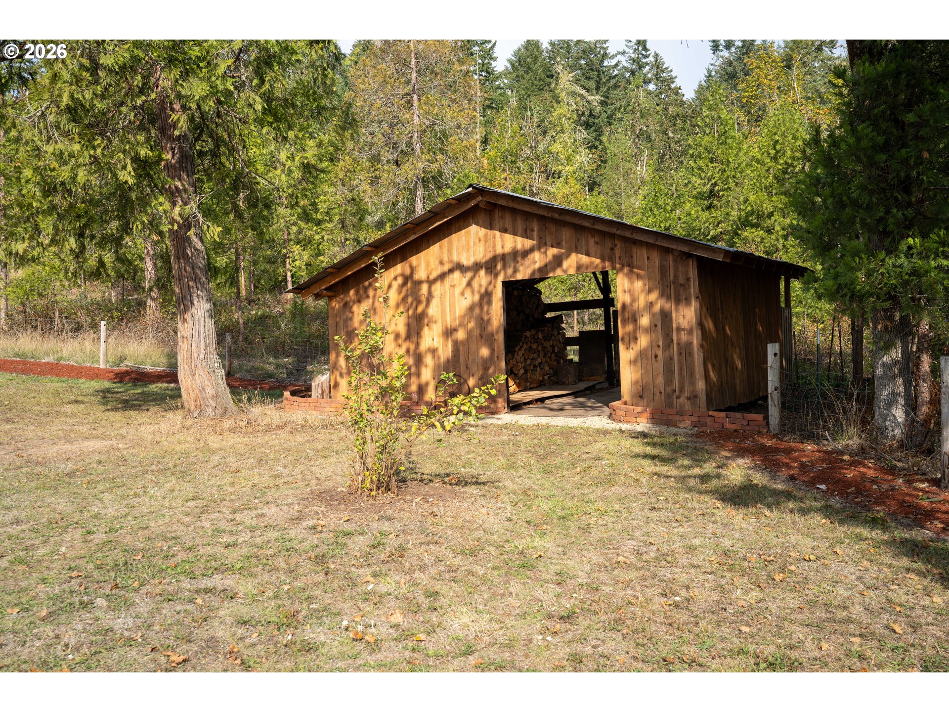 37075 Camp Creek Road Springfield, OR 97478 - Photo 29 of 48 a view of outdoor space and yard