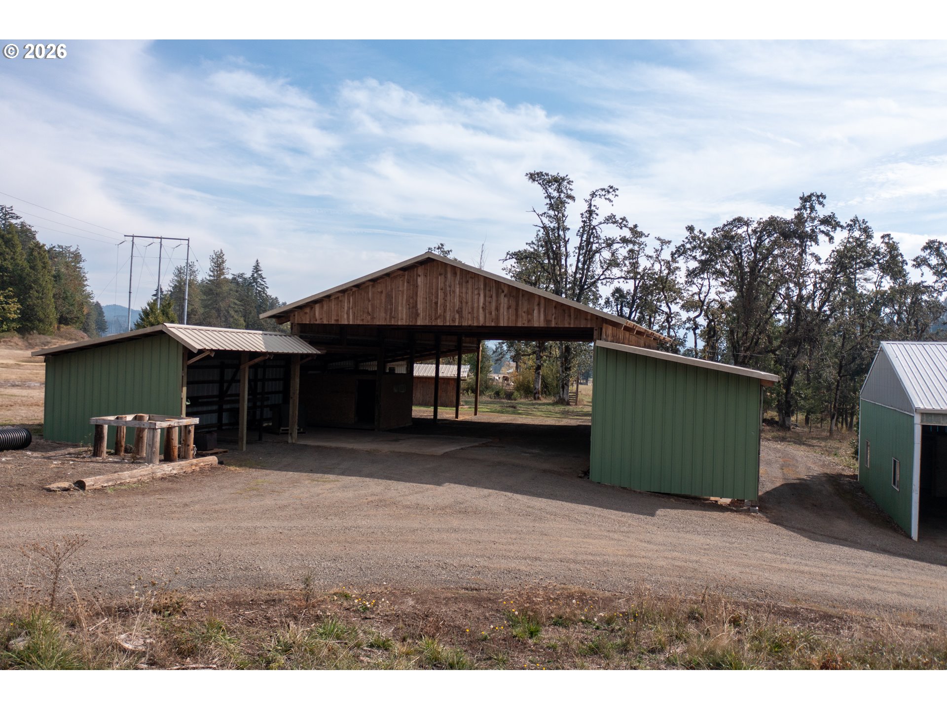 37075 Camp Creek Road Springfield, OR 97478 - Photo 31 of 48 a front view of a house with garden