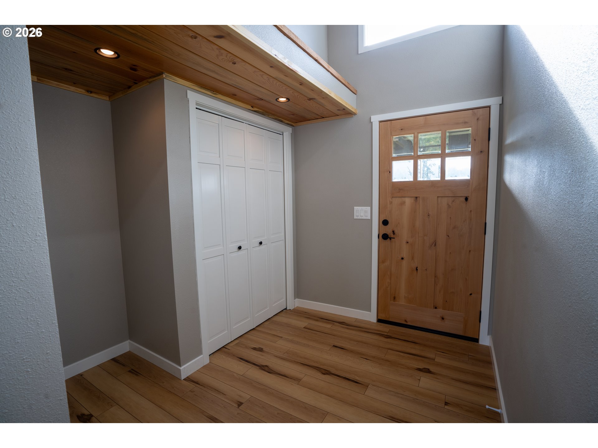 37075 Camp Creek Road Springfield, OR 97478 - Photo 6 of 48 a view of wooden floor