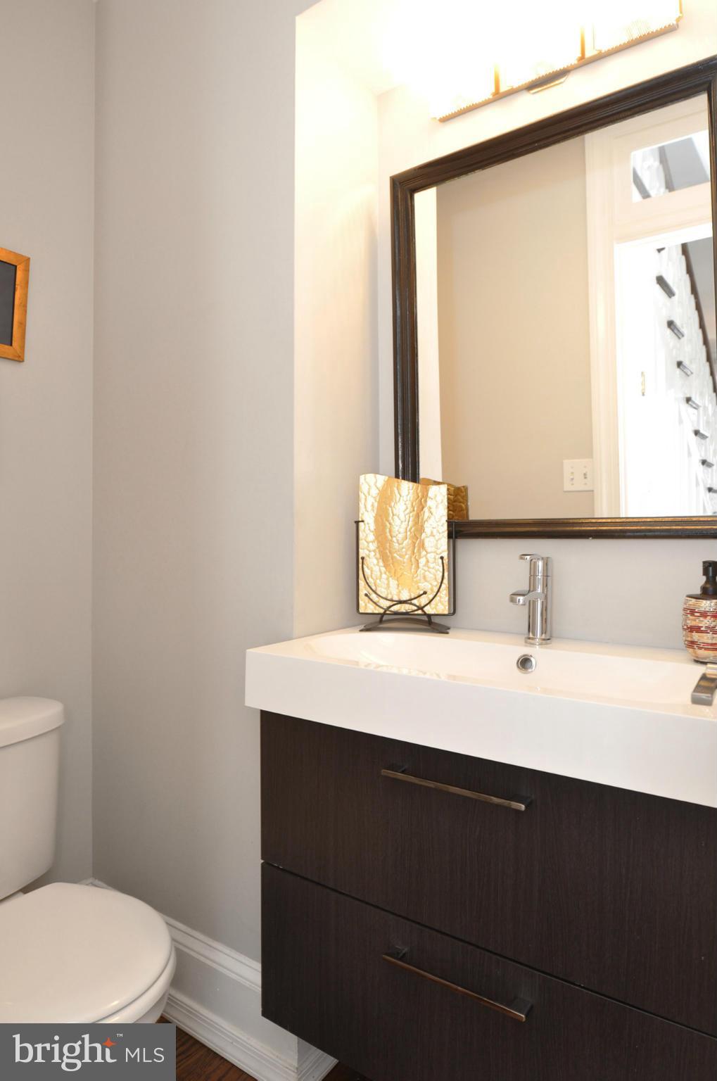 1209 S Street Northwest Washington, DC 20009 - Photo 4 of 30 Bath