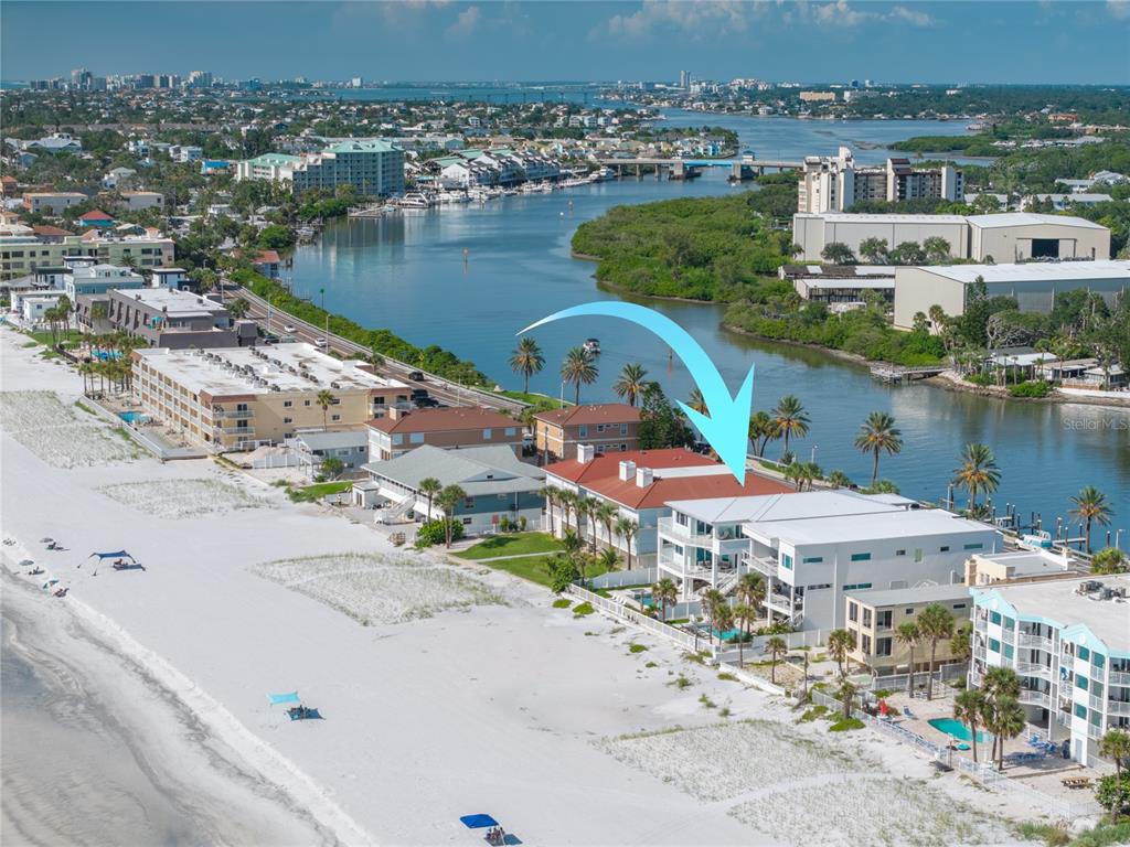 34 Gulf Boulevard Indian Rocks Beach, FL 33785 - Photo 7 of 92 Gallery Image 7