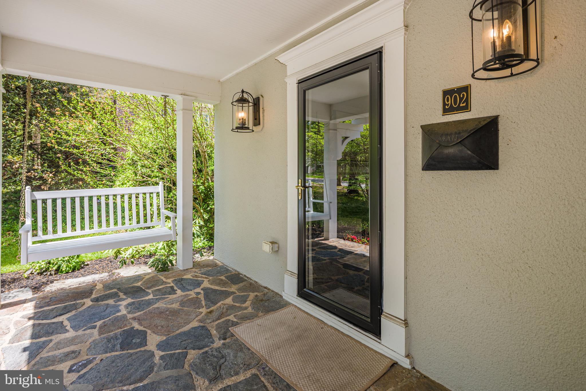 902 Kingston Road Baltimore, MD 21212 - Photo 3 of 53