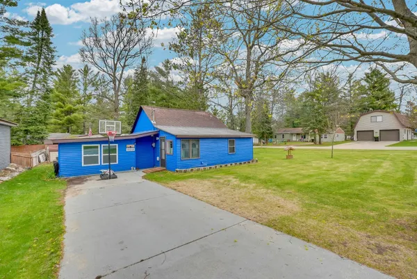 $129,400 | 10215 Madison, St. Helen, MI 48656