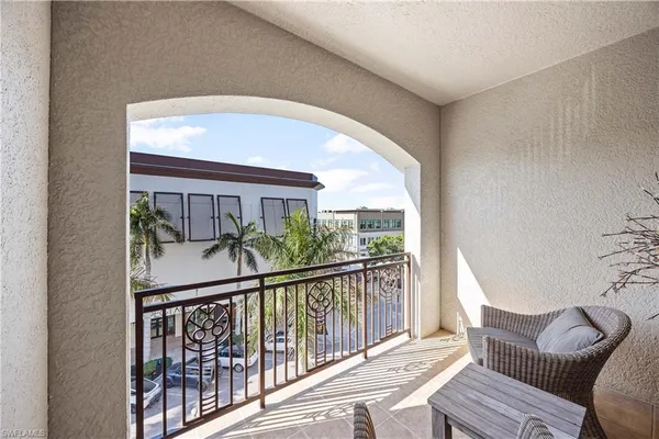 $6,500 | 9123 Strada Place, Unit 7404, Naples, FL 34108